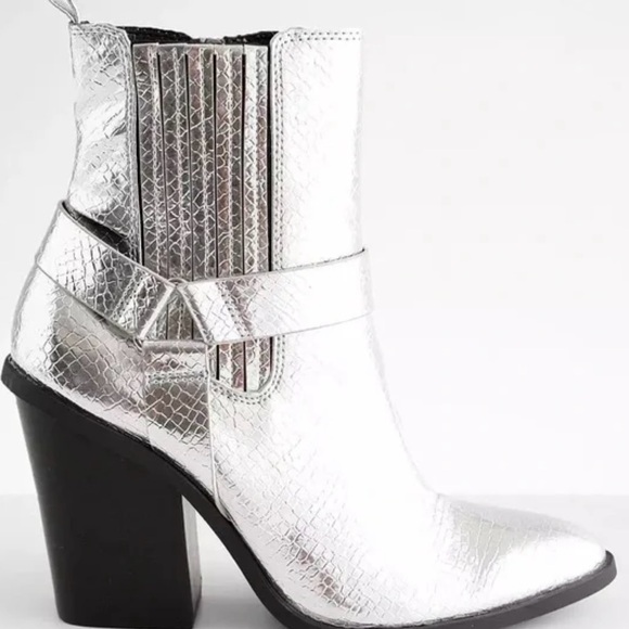 DV by Dolce Vita Nilano Metallic Ankle Booties - Picture 3 of 7